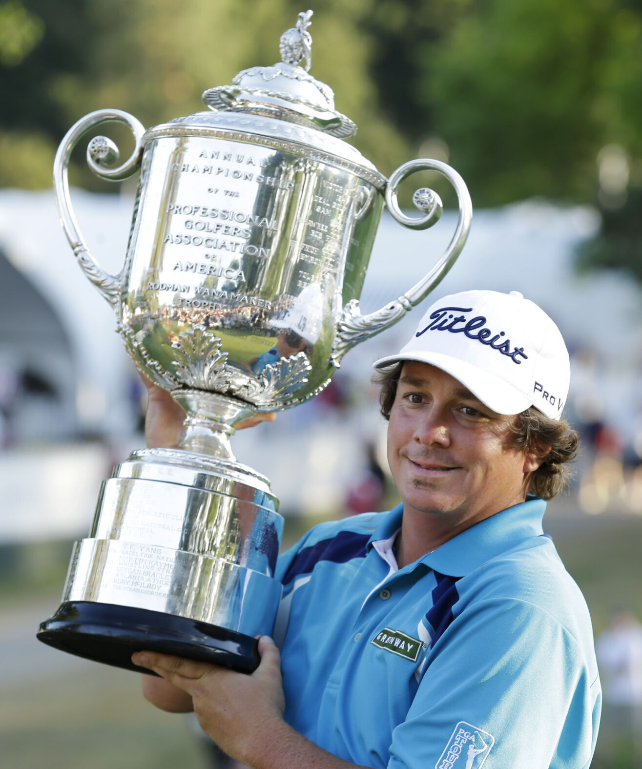 2013: Jason Dufner wins his first major title at PGA Championship